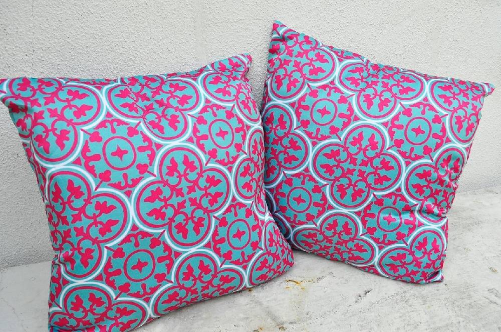 Peranakan Pillow Cover Pink